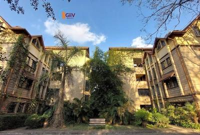 2 Bed Apartment with En Suite in Lavington - 2
