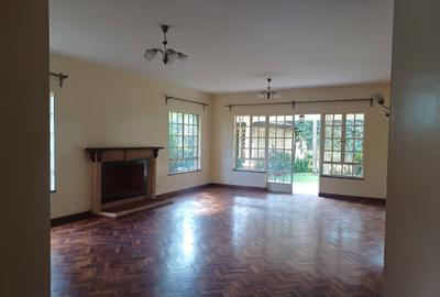 5 Bed Townhouse with En Suite in Lavington