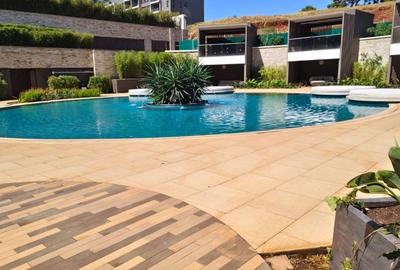 3 Bed Apartment with En Suite in Nyari - 2