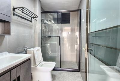 2 Bed Apartment with En Suite in Riverside - 2