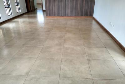 4 Bed Townhouse with En Suite in Runda