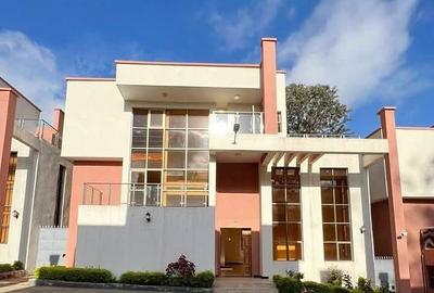 5 Bed Townhouse with En Suite at Chalbi Drive