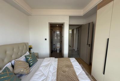 2 Bed Apartment with En Suite in Lavington - 4