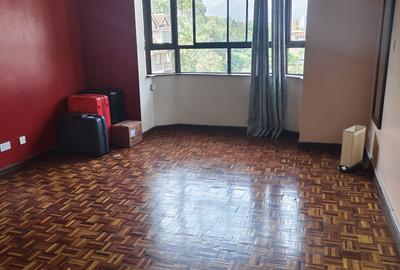 Serviced 4 Bed Apartment with En Suite in Westlands Area