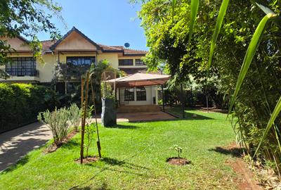 4 Bed Townhouse with En Suite at Lavington Green - 2