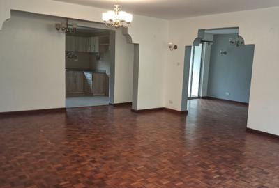 5 Bed House with En Suite in Karen - 3