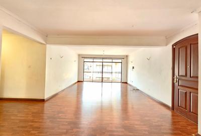 3 Bed Apartment with En Suite in Westlands Area - 3