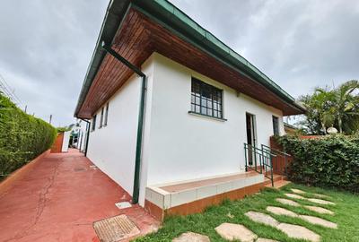 2 Bed House with En Suite in Runda