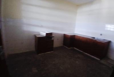 11,260 ft² Warehouse with Parking in Mombasa Road - 2