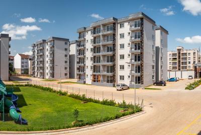 3 Bed Apartment with En Suite in Syokimau