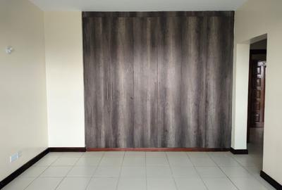2 Bed Apartment with Gym at Few Minutes Drive To Sarit Centre