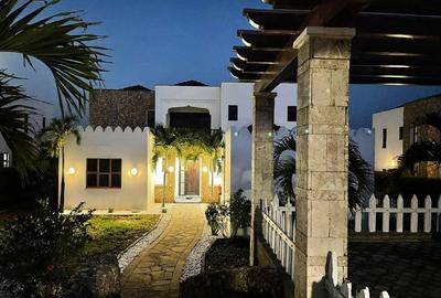 4 Bed Villa with En Suite at Kikambala