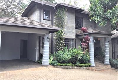 4 Bed Townhouse with En Suite in Spring Valley