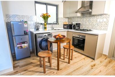 Serviced 1 Bed Apartment with En Suite in Westlands Area