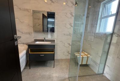 3 Bed Apartment in Riverside