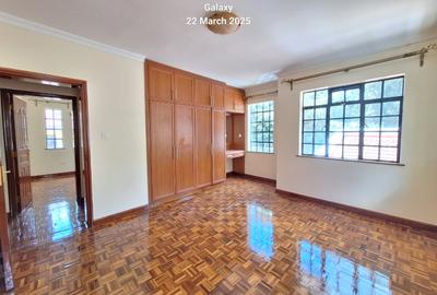 4 Bed Townhouse with En Suite in Lavington
