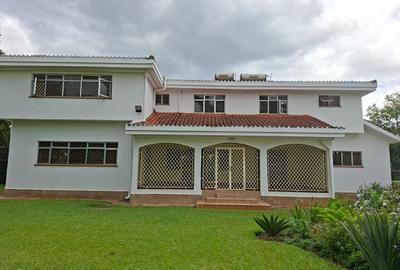 5 Bed House with En Suite at Off Runda Grove