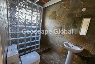4 Bed House with En Suite in Kitisuru