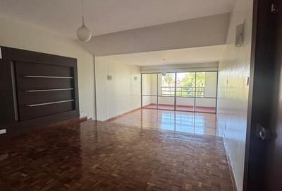 3 Bed Apartment with En Suite in Kileleshwa - 4