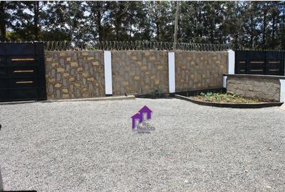 4 Bed House with En Suite at Merisho Road - 4