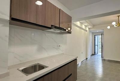 1 Bed Apartment with En Suite in Riverside - 2