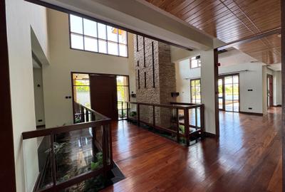 5 Bed Townhouse with En Suite in Runda - 4