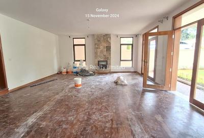 5 Bed Townhouse with En Suite in Lavington - 4