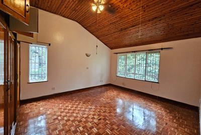 4 Bed House with En Suite in Thigiri