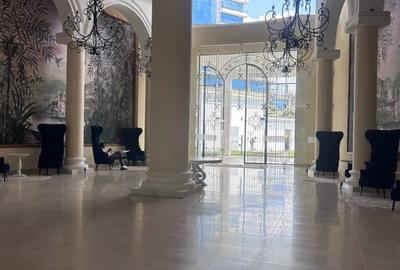 3 Bed Apartment with En Suite in Parklands