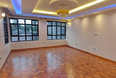 5 Bed House with En Suite in Karen - 3