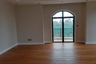 5 Bed Villa with En Suite in Loresho - 4