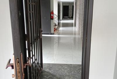 2 Bed Apartment with En Suite at Riverside Along Riverside Drive. - 3