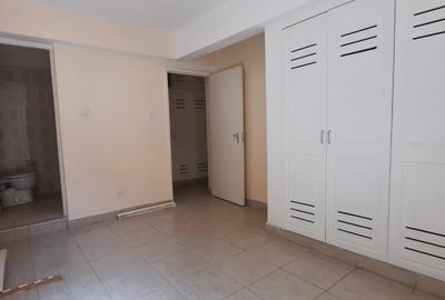 2 Bed House with En Suite at Lavington - 4