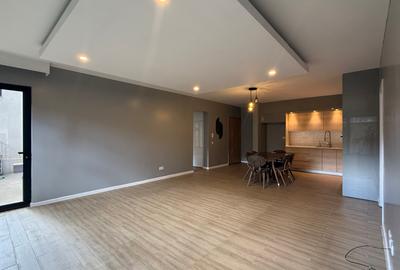 2 Bed Apartment with En Suite in Riara Road - 4