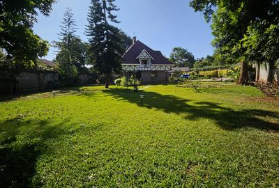 4 Bed House with En Suite in Runda