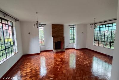 4 Bed Townhouse with En Suite at Off Convent Drive