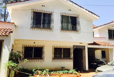 4 Bed House with En Suite at Rhapta Road