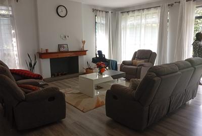 4 Bed Villa with En Suite in Runda