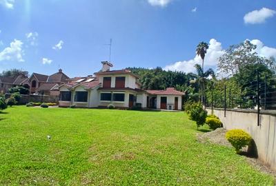 4 Bed House with En Suite at Lavington Green - 3