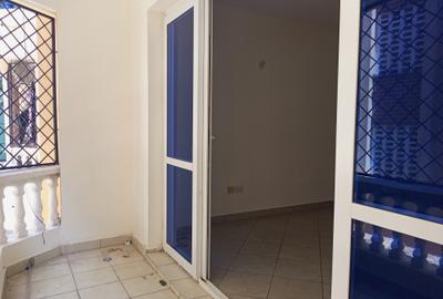 Serviced 3 Bed Apartment with En Suite at Beach Road - 2