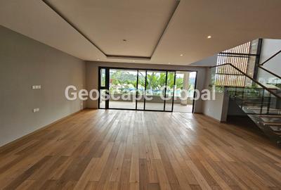 5 Bed Townhouse with En Suite in Lower Kabete - 3