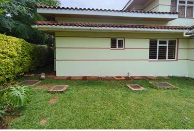 2 Bed House with En Suite at Runda - 2