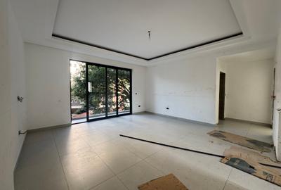 2 Bed Apartment with En Suite in Brookside