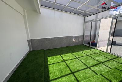 1 Bed Apartment with En Suite at Chania Avenue - 2