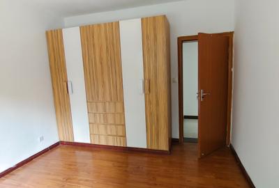 1 Bed Apartment with Swimming Pool in Kileleshwa