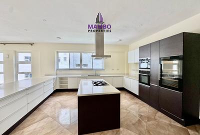 4 Bed Apartment with En Suite at General Mathenge
