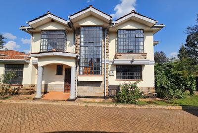 4 Bed House with En Suite in Nyari