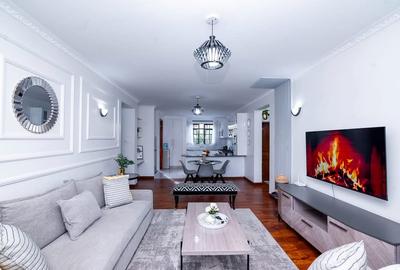 Serviced 2 Bed Apartment with En Suite at Riverside Drive