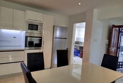 Furnished 3 Bed Apartment with En Suite in Westlands Area - 4