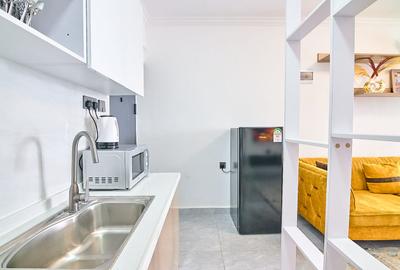 Serviced 1 Bed Apartment with En Suite at Wood Avenue
